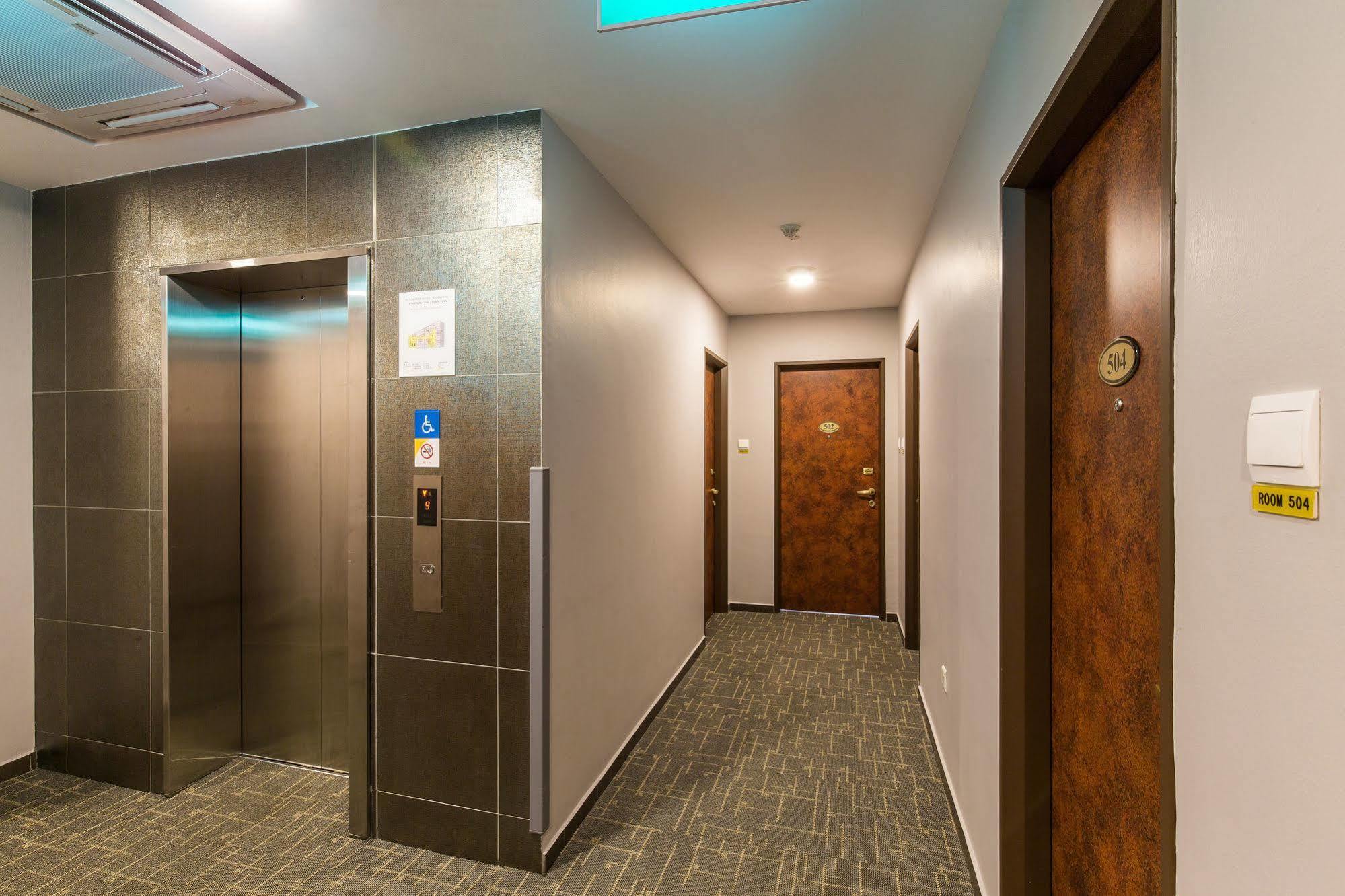 Ibis Budget Singapore West Coast Εξωτερικό φωτογραφία